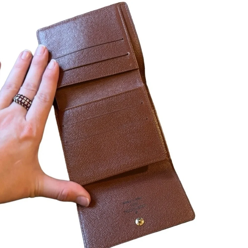 Louis Vuitton vintage bifold wallet snaps brown logo/gold hardware - Picture 4 of 13